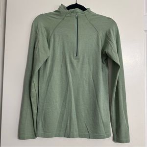 Lululemon Men’s Metal Vent Tech Midweight Half-Zip